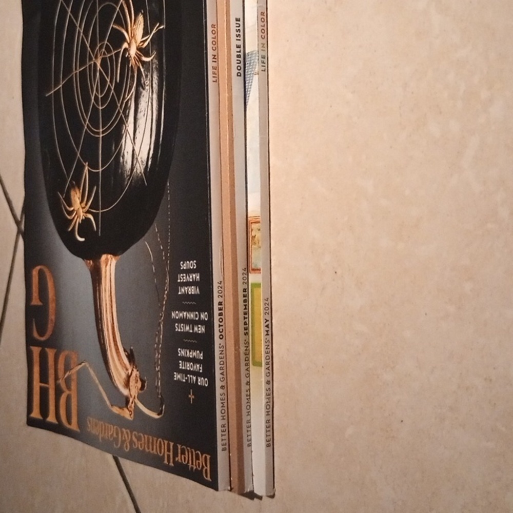 3 Magazines - Picture 3 of 3